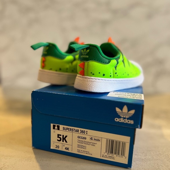 Adidas Originals Superstar Dino Sneakers, Toddler Size 5K, Green - Picture 8 of 9